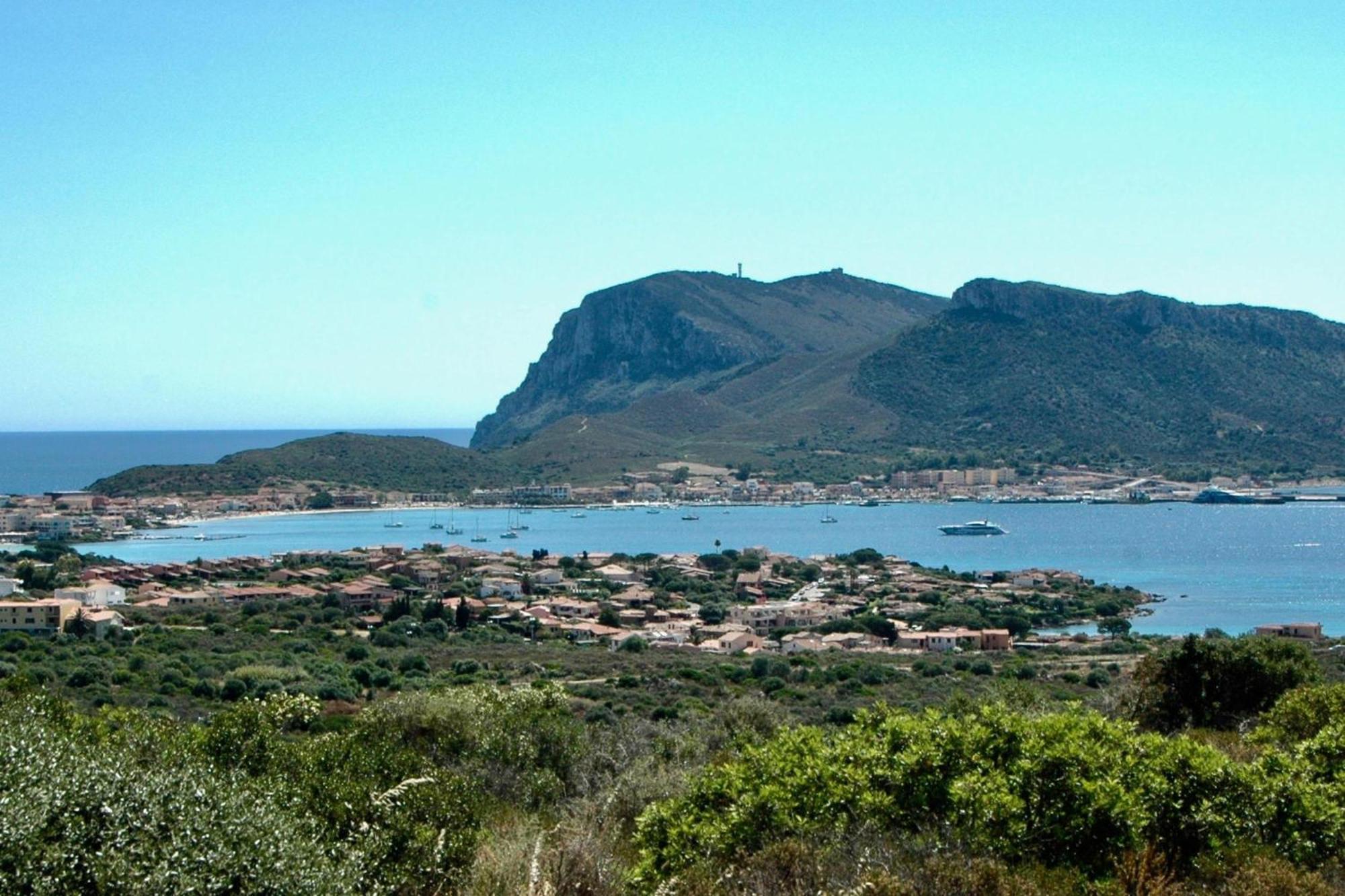 Villetta Franca 100M From The Beach - Happy Rentals Golfo Aranci Kültér fotó