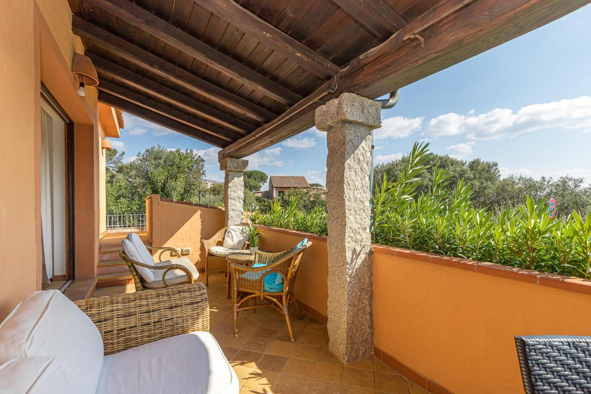 Villetta Franca 100M From The Beach - Happy Rentals Golfo Aranci Kültér fotó